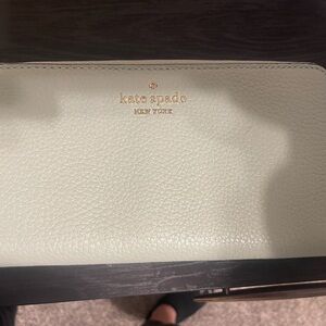 Kate Spade Large Women's Wallet Light Green